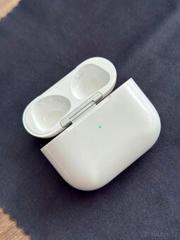 Apple AirPods Gen 3 - 2