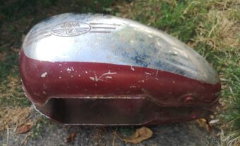 Predám nádrž na Jawu 250/353 a 350/354 - 2