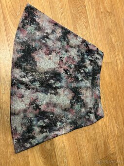 nové dámské sukně vel. L - 2