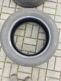 letni pneu 215/55 R17 - 2
