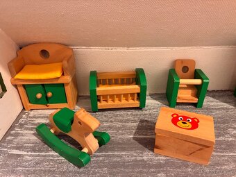 Handmade domeček pro panenky - 2