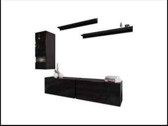 Nová obývací stěna - ještě zabalená - 2