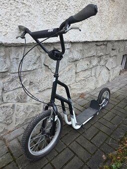 Koloběžka Yedoo City - 2