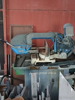 Pila Pilous ARG 200 - 2