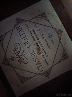 Amada classic guitar - 2