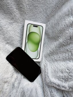 iPhone 15, 256GB, Green - 2
