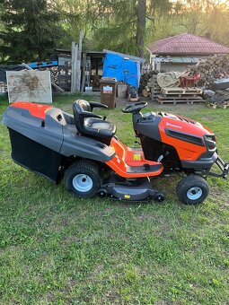 SEKACÍ TRAKTOR HUSQUARNA TC 342T - 2