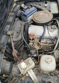 Lada VAZ 2105 1300S veškeré díly z vozu - 2