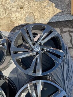 ORIGINÁL Alu Volkswagen VALENCIA R19, 5x112 - TOP STAV - 2