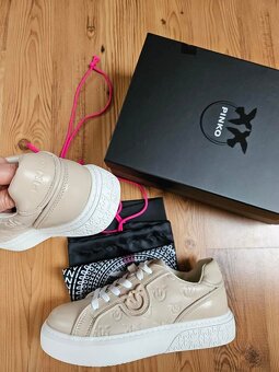 Pinko sneakers vel.40 nové original - 2