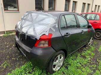 Toyota yaris 1.3 ND - 2