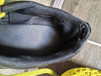 Puma vel. 42 - 2