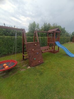 Velké dětské hřiště - 2