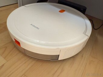 Xiaomi Robot Vacuum E5 (White) EU - robotický vysavač s mope - 2