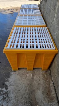 Plastová záchytná jímka s roštem - 130x130x90 cm š.hl.v. - 2