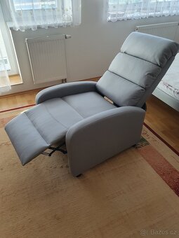 RELAXAČNÍ KŘESLO - 2
