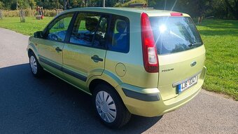 Ford Fusion 1.4i - 2