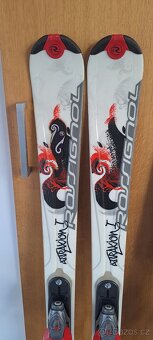 Dámské lyže 146 a 154cm,lyžáky vel 38 a 39 - 2