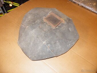 Historická svářečská kukla - 2