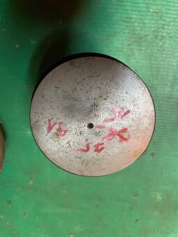 nový píst s kroužky, a filtr na elektrocentrálu - 2