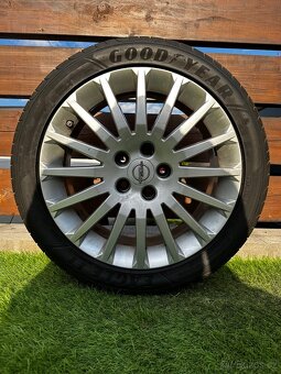 Alu kola 5x110 r17 s letním pneu (Astra) - 2