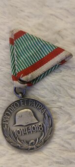 Medaile, vyznamenání. - 2