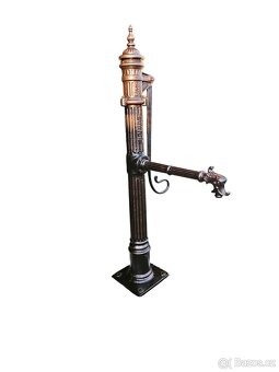 Stará antická Litinová Ruční pumpa na vodu studnu - 2