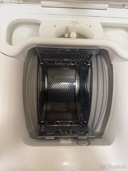 Pračka Zanussi s vrchním plněním a objemem 6 kg - 2