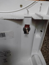 Kompresor z mobilní klimatizace - 2