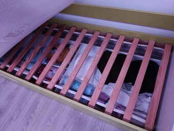 Dětská postel se zábranou - 2