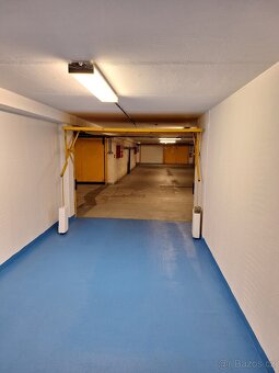 Pronajmu garáž v Řepích - 2