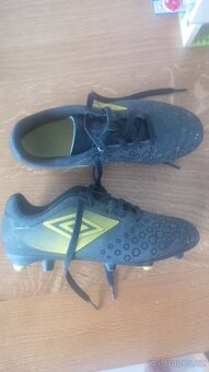 Kopačky Umbro vel. EU35 - 2