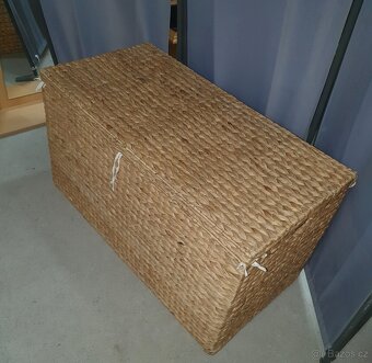 Truhla- koš z vodního hyacintu - 2