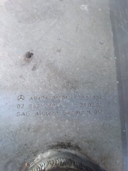 Palivová nádrž - 2