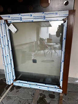 Okno 110,5 x 133 cm trojsklo - 2