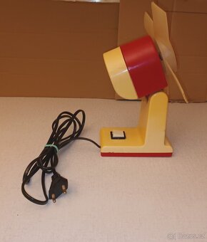 Prodám RETRO stolní ventilátor typ S V-8 - 2