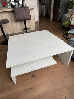 Konferenční stolek - 2