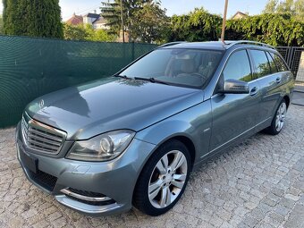 Mercedes-Benz C200 2.2 CDI Elegance W204 facelift - 2