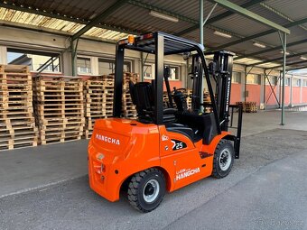 Li-Ion, čelní vysokozdvižný vozík HC, 2500kg - 2