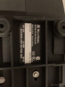 Projektor Bell a Howell Lumina II, model MX33 - 2