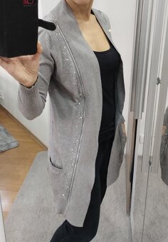 Šedý cardigan s kamínky a zipy, vel. S-M - 2