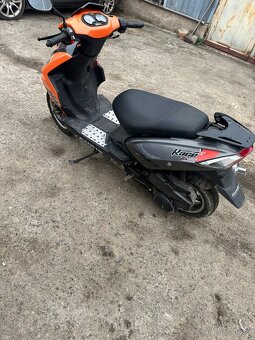 Skutr 125ccm - 2