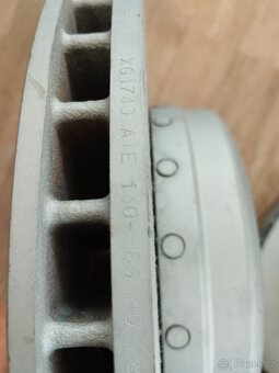 BRZDOVE KOTOUCE BMW E60,61,63,65 - 2