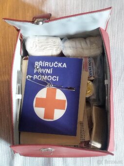 Retro cestovní lékárnička z roku 1985 v původním stavu - 2