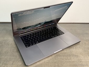 MacBook Pro 16'' 2021 / M1 Pro / 16GB / 512GB SSD - DPH - 2