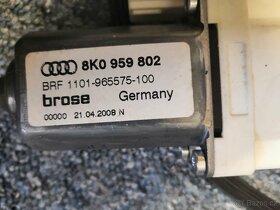AUDI A4 B8 motorek předních dvěří a zvedací zařízení oken - 2