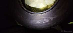 Prodám dvě zimní pneumatiky 185 R14 C - 2
