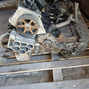 Motor 1.9 dci f9q renault - 2