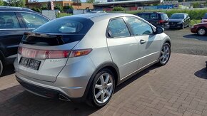 Honda Civic 1.8 vti 2008 UFo - 2