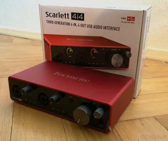 Focusrite Scarlett 4i4 3. generace - 2